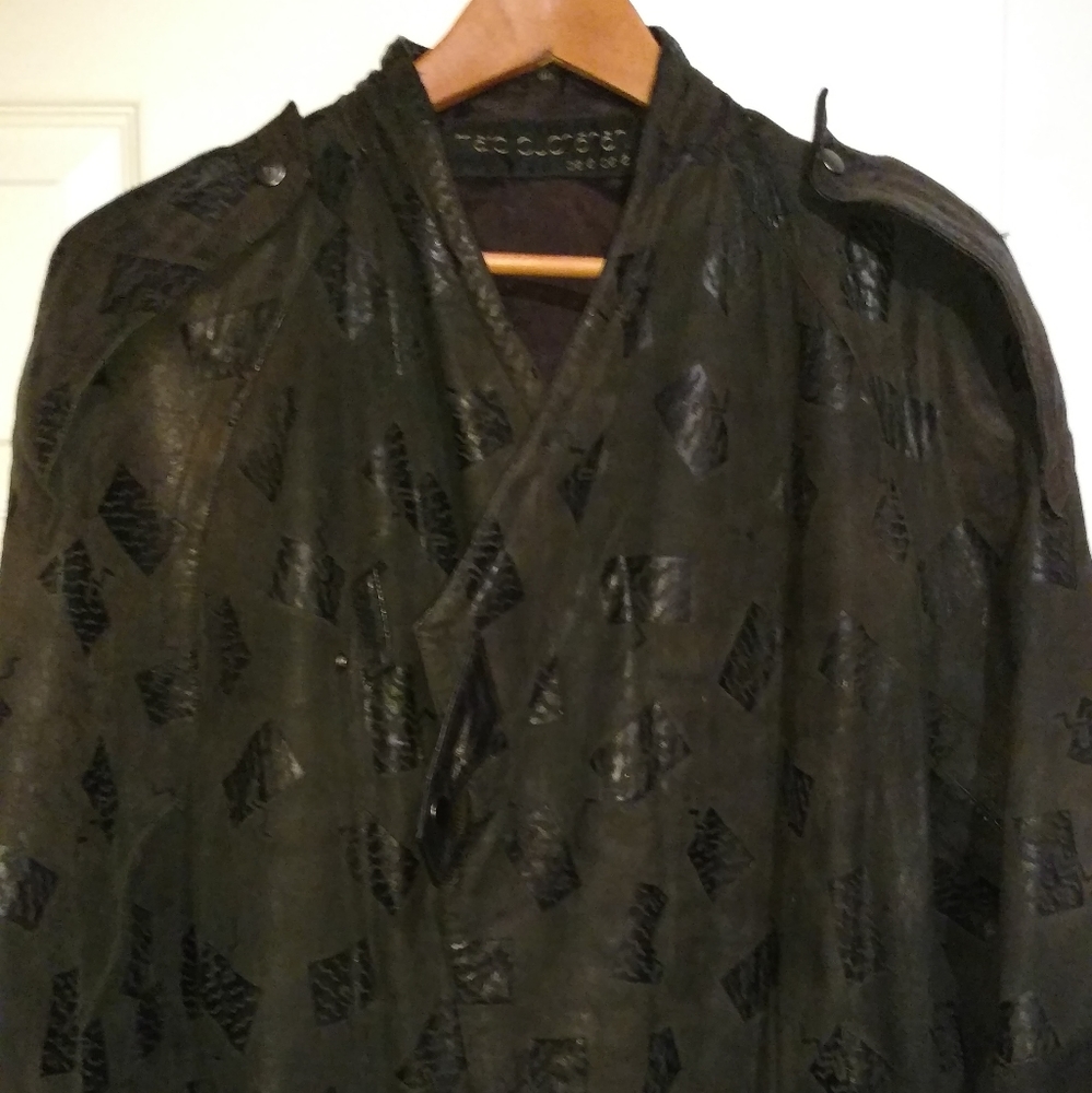 Marc Buchanan mens, Black, Large.